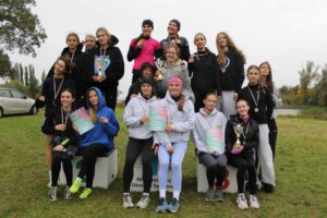 Dziewczęta III, chłopcy IV